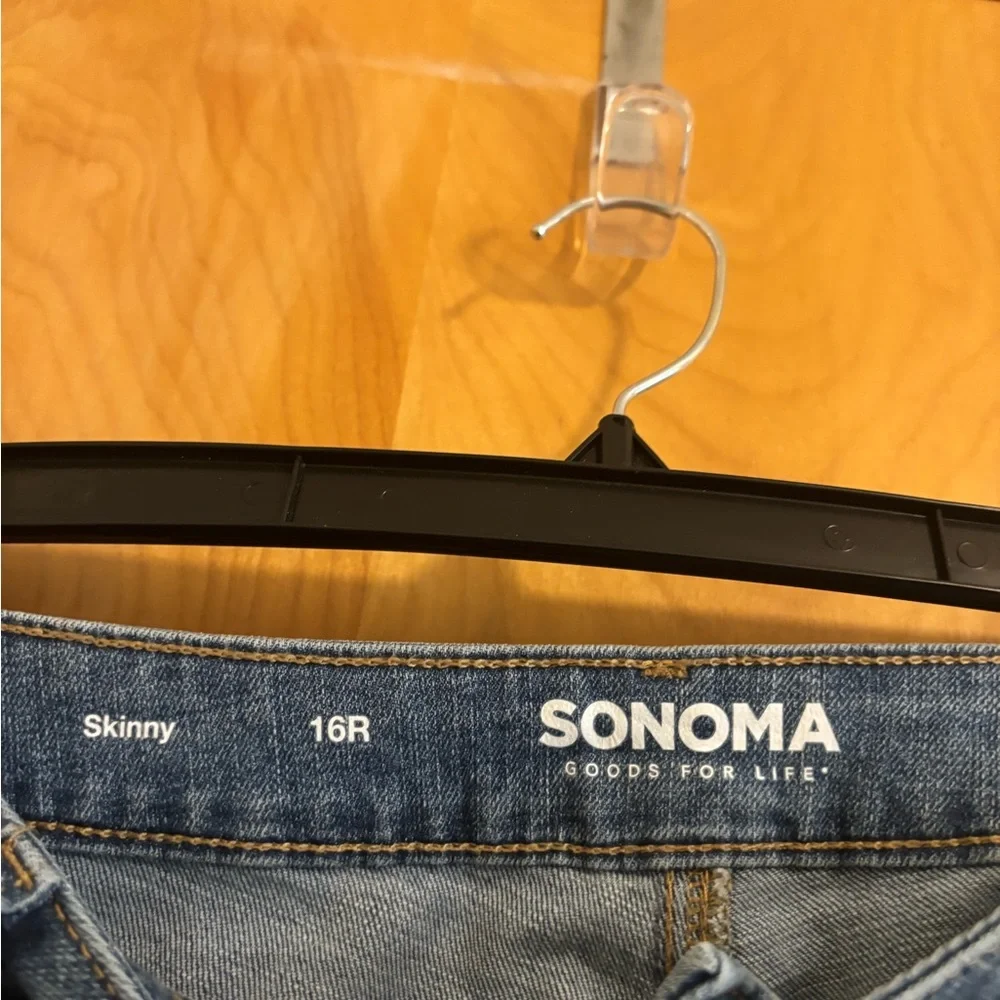 Sonoma Skinny Jeans with Distressed Details Size 16 EUC - Picture 4 of 5